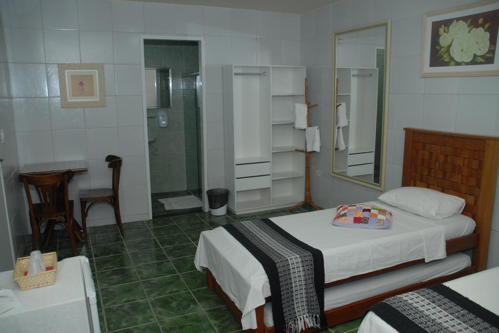 Quarto Duplo Econômico